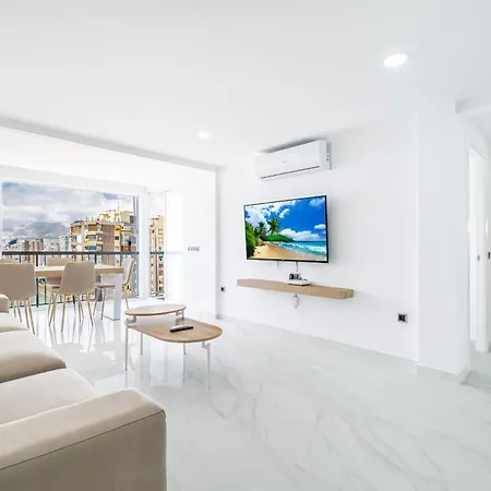 Apartamento Halcon Deluxe 17-c Levante
